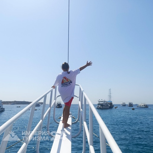 Экскурсия к Белому острову на яхте «Барбаросса»
