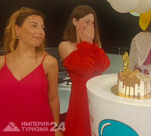 Вечерняя прогулка на яхте Megalodon