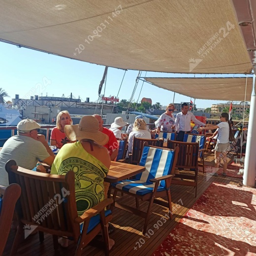 Экскурсия на пиратском корабле с высадкой на Orange Bay