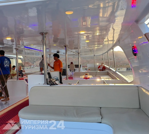 Вечерняя прогулка на яхте из Шарм-эль-Шейха