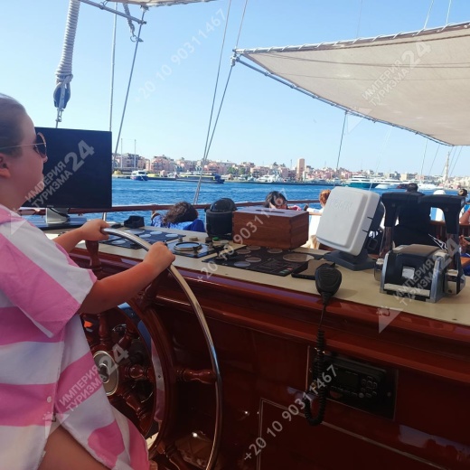 Экскурсия на пиратском корабле с высадкой на Orange Bay