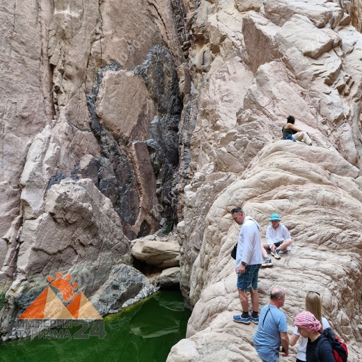 Экскурсия в Wadi El Weshwash