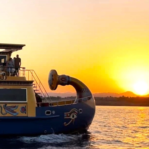 Экскурсия «Вечерний VIP круиз на яхте Нефертари»