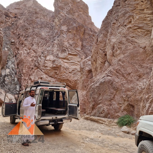 Экскурсия в Wadi El Weshwash