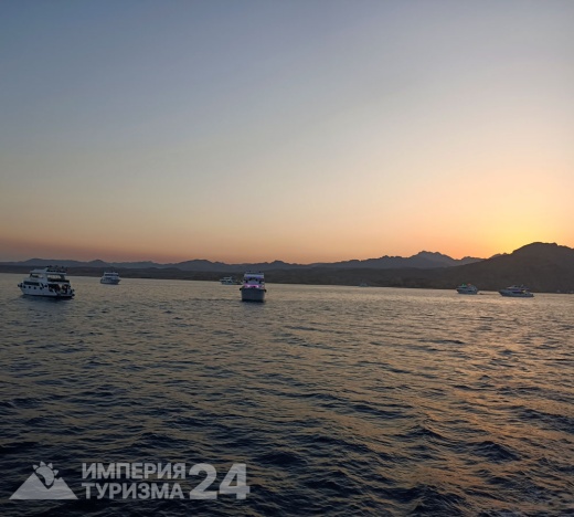 Вечерняя прогулка на яхте из Шарм-эль-Шейха