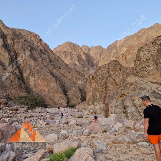 Экскурсия в Wadi El Weshwash