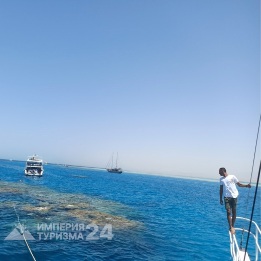 Экскурсия к Белому острову на яхте «Yona Tours»