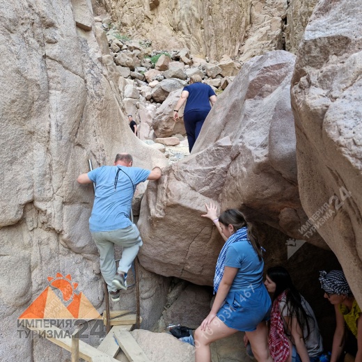 Экскурсия в Wadi El Weshwash