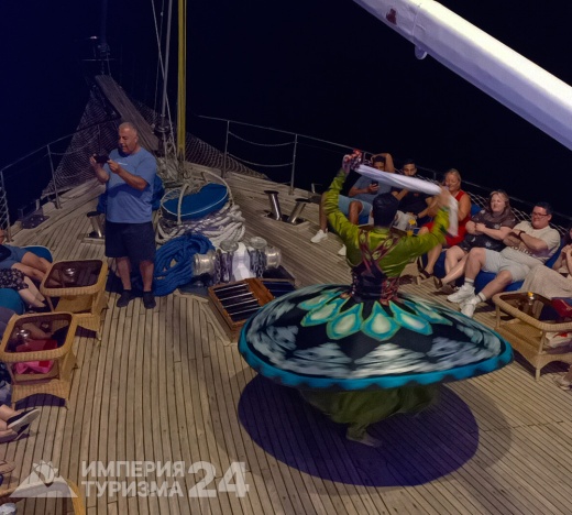 Вечерняя прогулка на яхте «Sina Dream»