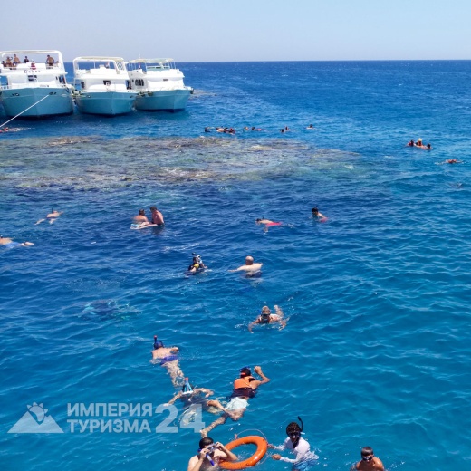 Экскурсия к Белому острову на яхте «Yona Tours»