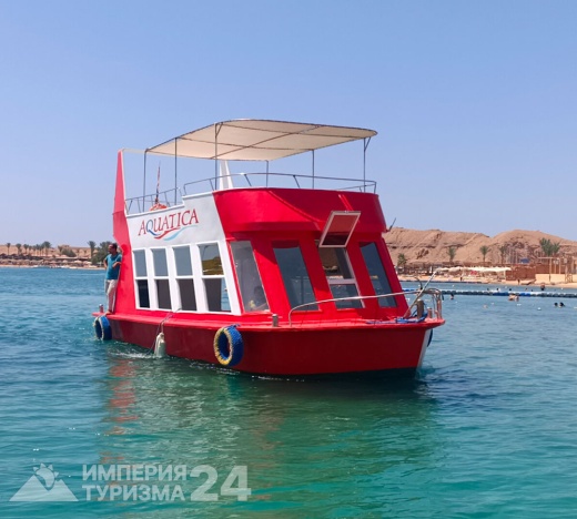 Экскурсия на лодке со стеклянным дном