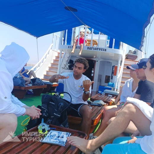 Экскурсия к Белому острову на яхте «Барбаросса»