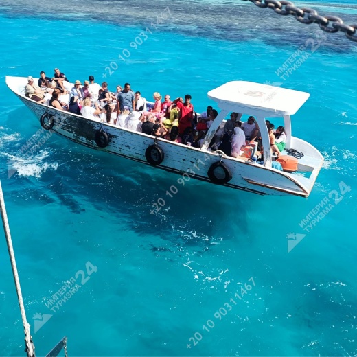 Экскурсия на пиратском корабле с высадкой на Orange Bay