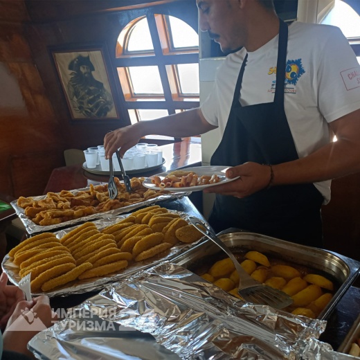 Экскурсия к Белому острову на яхте «Барбаросса»